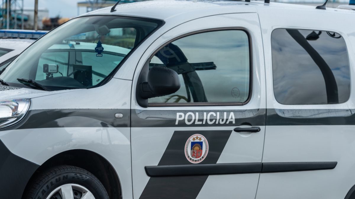 Akcja łotewskich służb. Odkryto nielegalną wytwórnię papierosów