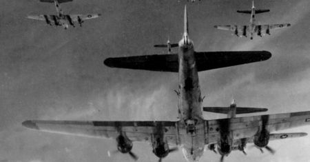 Dywizja pancerna Maczka w Normandii. Historia bombardowań