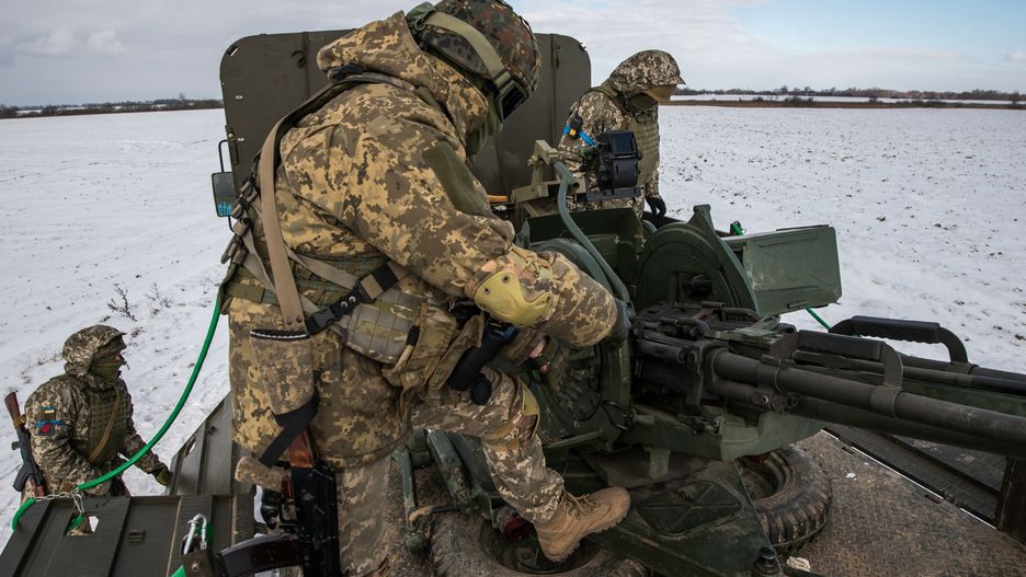 �owcy dron�w
-, Ukraina, 07.02.2023. Jednostka obrony powietrznej Si� Zbrojnych Ukrainy, zwana �owcami dron�w, na pozycji w pobli�u p�nocnej granicy kraju, 7 bm. Trwa inwazja Rosji na Ukrain�. (mr) PAP/Vladyslav Musiienko
Vladyslav Musiienko
atak, granica, granicy, inwazja, kraju, �owcy dron�w, obrona powietrzna, p�nocnej, rosji na ukrain�, Si� Zbrojnych Ukrainy, ukrai�scy, ukrai�skie, wojna, wojsko, �o�nierze