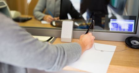 Koronakryzys. KNF podała, ile banków jest na minusie