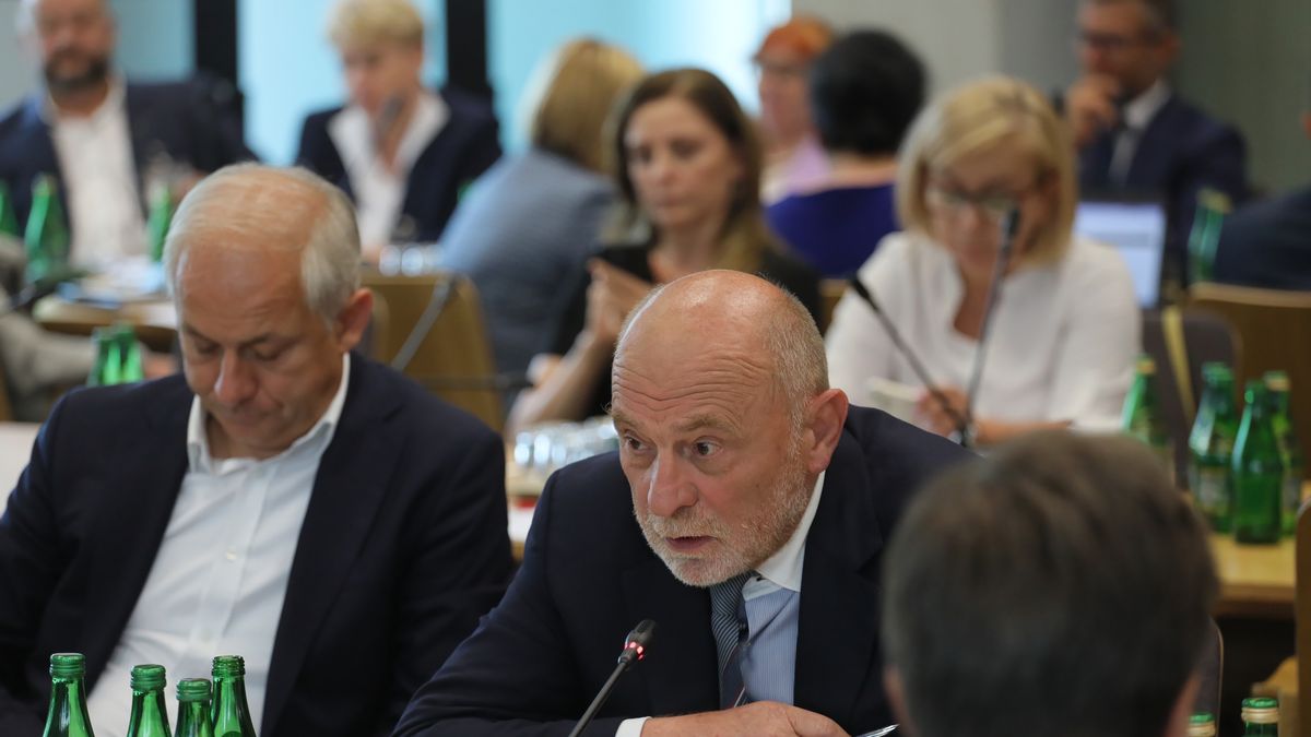 Bogus�aw Sonik
Pawe� Supernak
komisja, odra, polityk, polityka, posiedzenie, sejm, posiedzenia