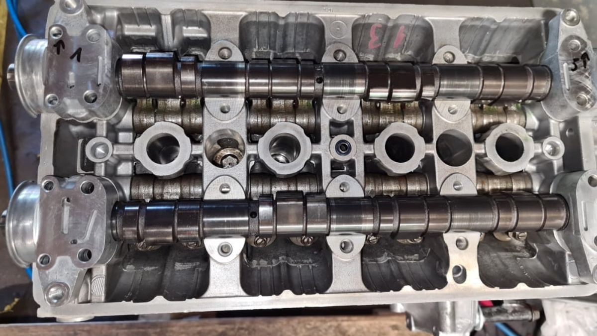 Współczesne silniki źle znoszą zbyt długie dystanse pomiędzy wymianami oleju. Podobnie jak te starsze