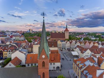 Pogoda w Olsztynie. Prognoza na wtorek 11 listopada. Chmury i przelotny deszcz, słaby wiatr