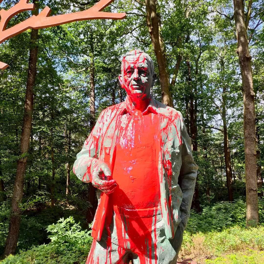 Pomnik Szyszki zniszczony. "Lewacka grupa"