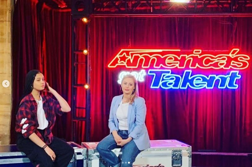 Mama Sary James zachwyca się występem córki w amerykańskim "Mam Talent"