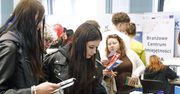Targi Pracy w Grudziądzu. Oferty prezentowały firmy z różnych branż. Zainteresowanie ogromne. Mamy zdjęcia