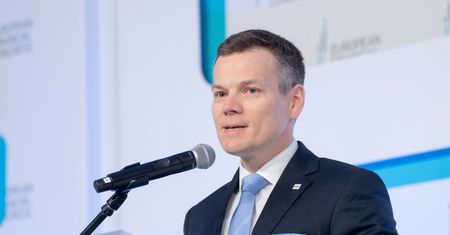 "Nowy" prezes KNF o swoich kompetencjach. "Narosły mity"