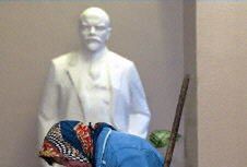 Władze Moskwy: powinniśmy pogrzebać Lenina