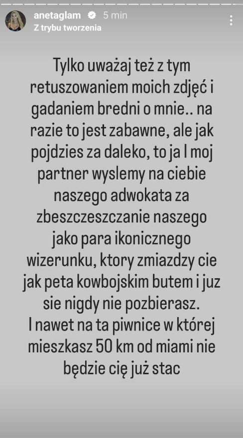 Aneta Glam odpowiada Caroline Derpienski