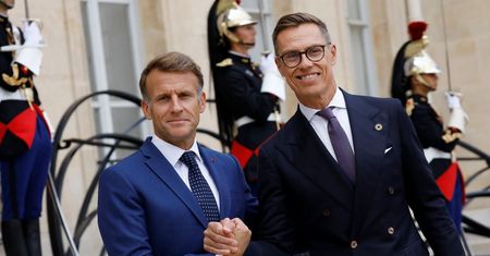 10 państw w nuklearnej inicjatywie Francji. Finlandia podjęła decyzję