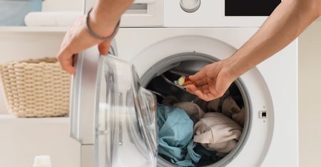 Robisz pranie w 40 stopniach? Hydraulicy podpowiadają