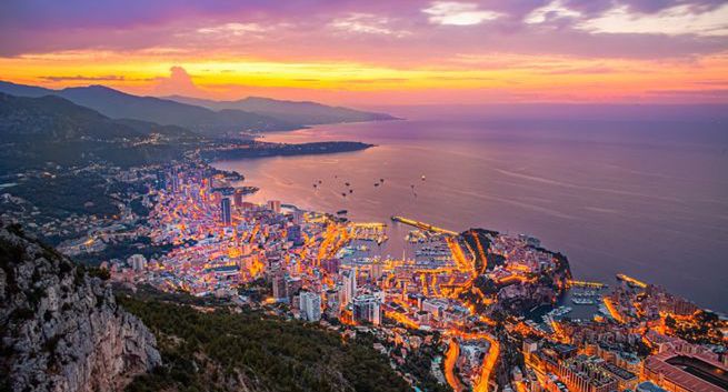 Na Lazurowym Wybrzeżu ukryło się przed wojną około 80 oligarchów z Ukrainy