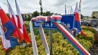Bydgoszcz: Robert Proch uhonorowany. Na rondzie w Fordonie odsłonięto tablicę z jego nazwiskiem