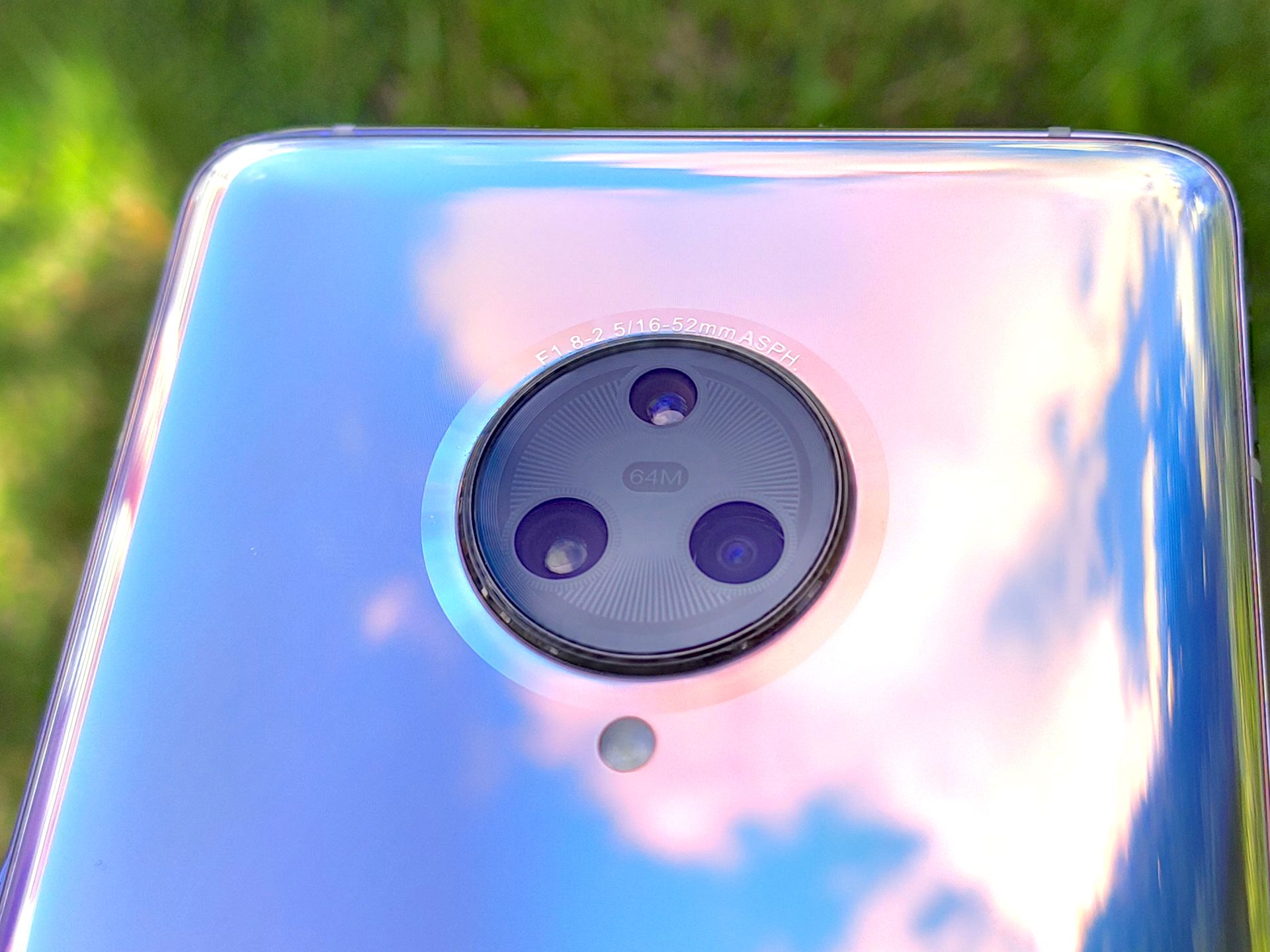 vivo NEX 3S 5G to telefon tak piękny, że nie mieści się w... ręce [TEST] 10
