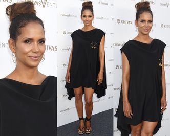 50-letnia Halle Berry odsłania nogi w czarnym worku