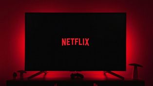 Ma 97 proc. na Rotten Tomatoes i trwa tylko 90 minut, ale na zawsze zapisał się w historii kina. Wybitny polski thriller obejrzysz teraz na Netflix
