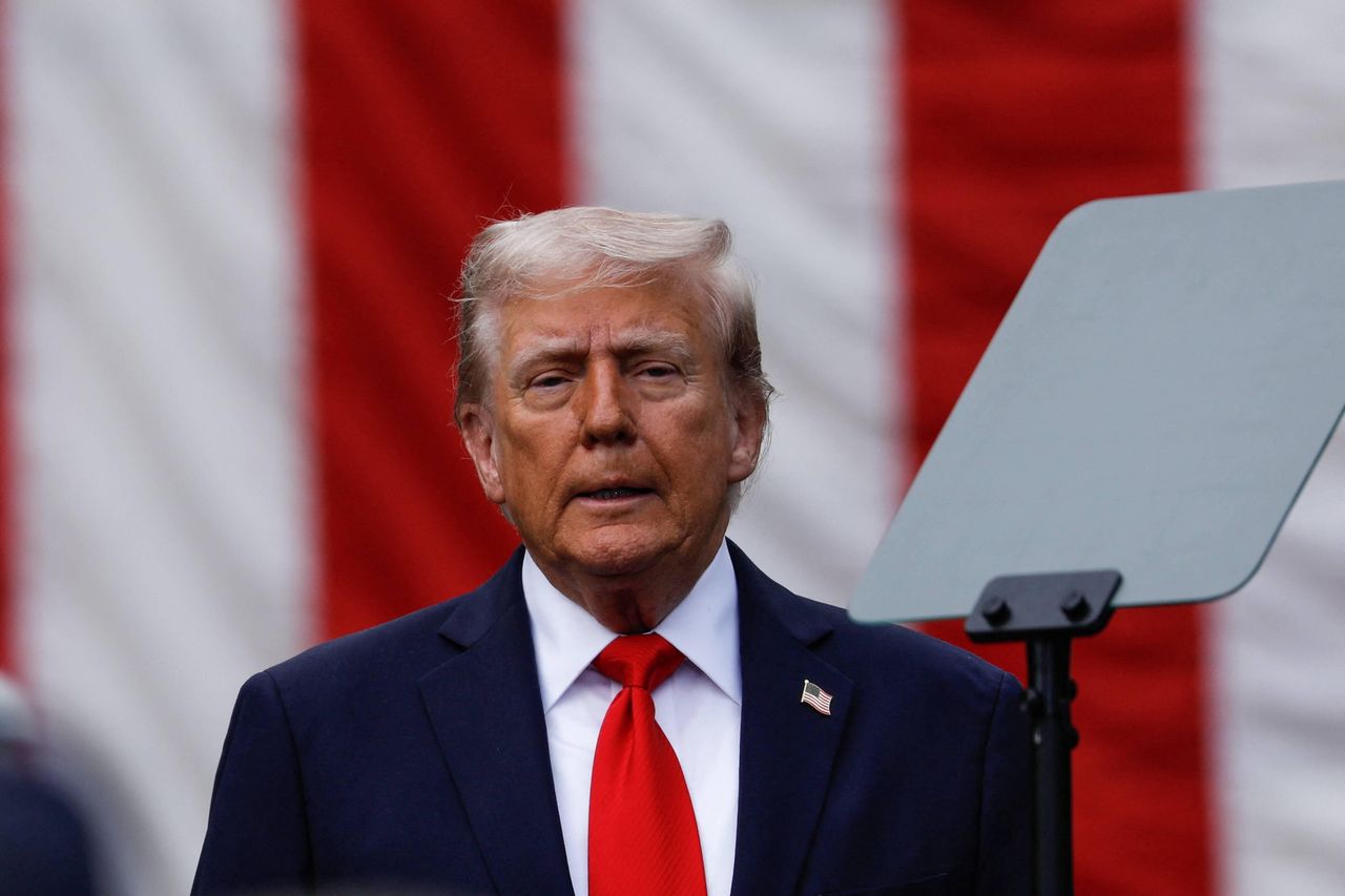 Trump zapowiada stan wyjątkowy i federalizację Waszyngtonu
