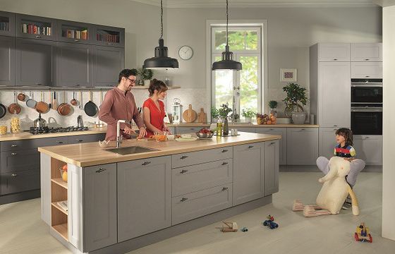 Magiczna metamorfoza kuchni w nowej kampanii Senso Kitchens od Black Red White (wideo)