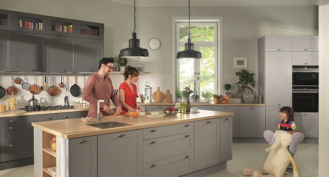 Magiczna metamorfoza kuchni w nowej kampanii Senso Kitchens od Black Red White (wideo)