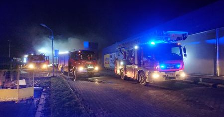 Płonie centrum handlowe w Lublinie. Pożar gasi 21 zastępów straży