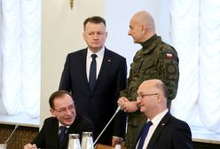 Irytacja sztabu PiS. Dymisje generałów uderzają w kampanię władzy