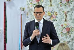 Premier Morawiecki do seniorów: komu zaufacie, Tuskowi, który mówił o was "moherowe berety"?