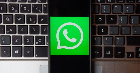 WhatsApp kombinuje z weryfikacją konta. Wystarczy odcisk palca
