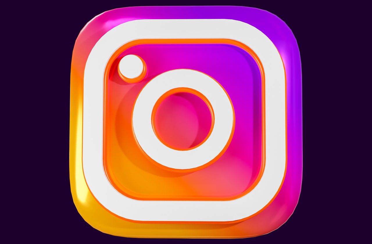 Instagram Logo