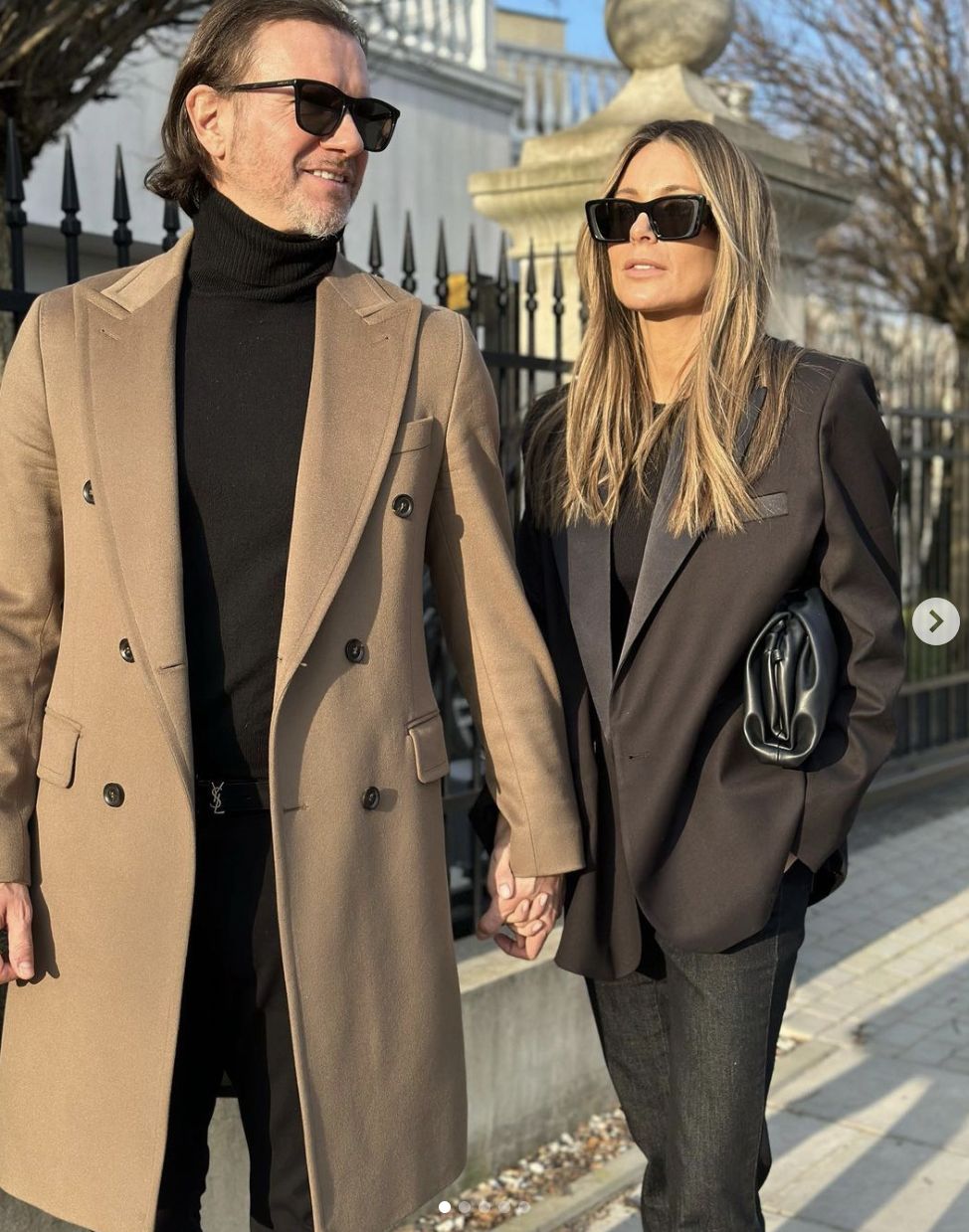 Małgorzata Rozenek w modnych, za długich spodniach
