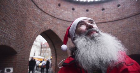 Ciężkie czasy dla Mikołajów. "Teraz to my liczymy na hojność"