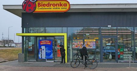 Biedronka ogłosiła, ile otworzy nowych sklepów w Polsce i Słowacji