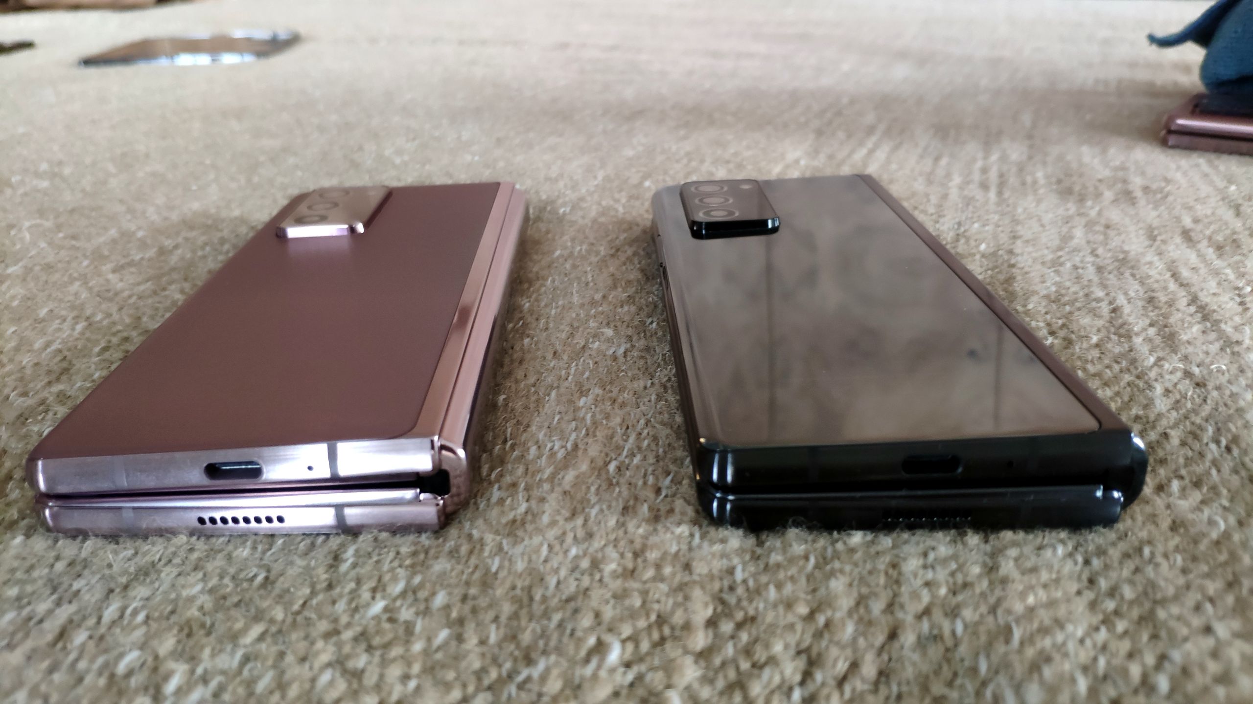 Samsung Galaxy Z Fold 2 w naszych rękach. Rewolucja została dopracowana 2