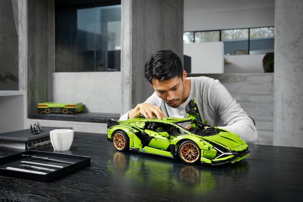 Lamborghini Sián FKP 37 kosztuje znacznie mnie w wersji Lego