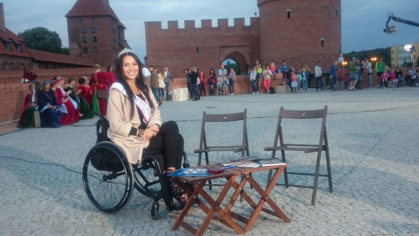 Adrianna zaraża swoją radością do świata