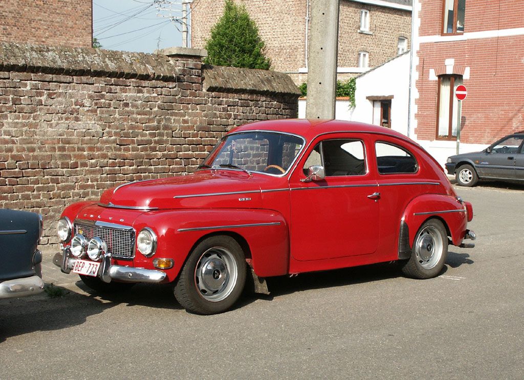 Volvo PV444
