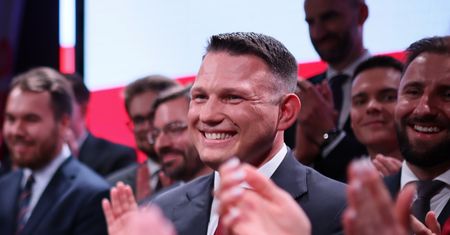 Mentzen trzeci w rodzinnym mieście. Tak głosował Toruń