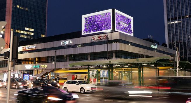 Galaxy Z Flip4 przejmuje warszawski Marriott w najnowszej kampanii Samsunga