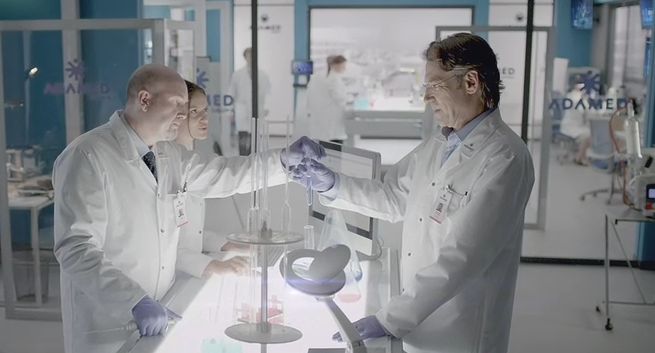 „Tu polska innowacja ma swój początek” w kampanii Grupy Adamed (wideo)