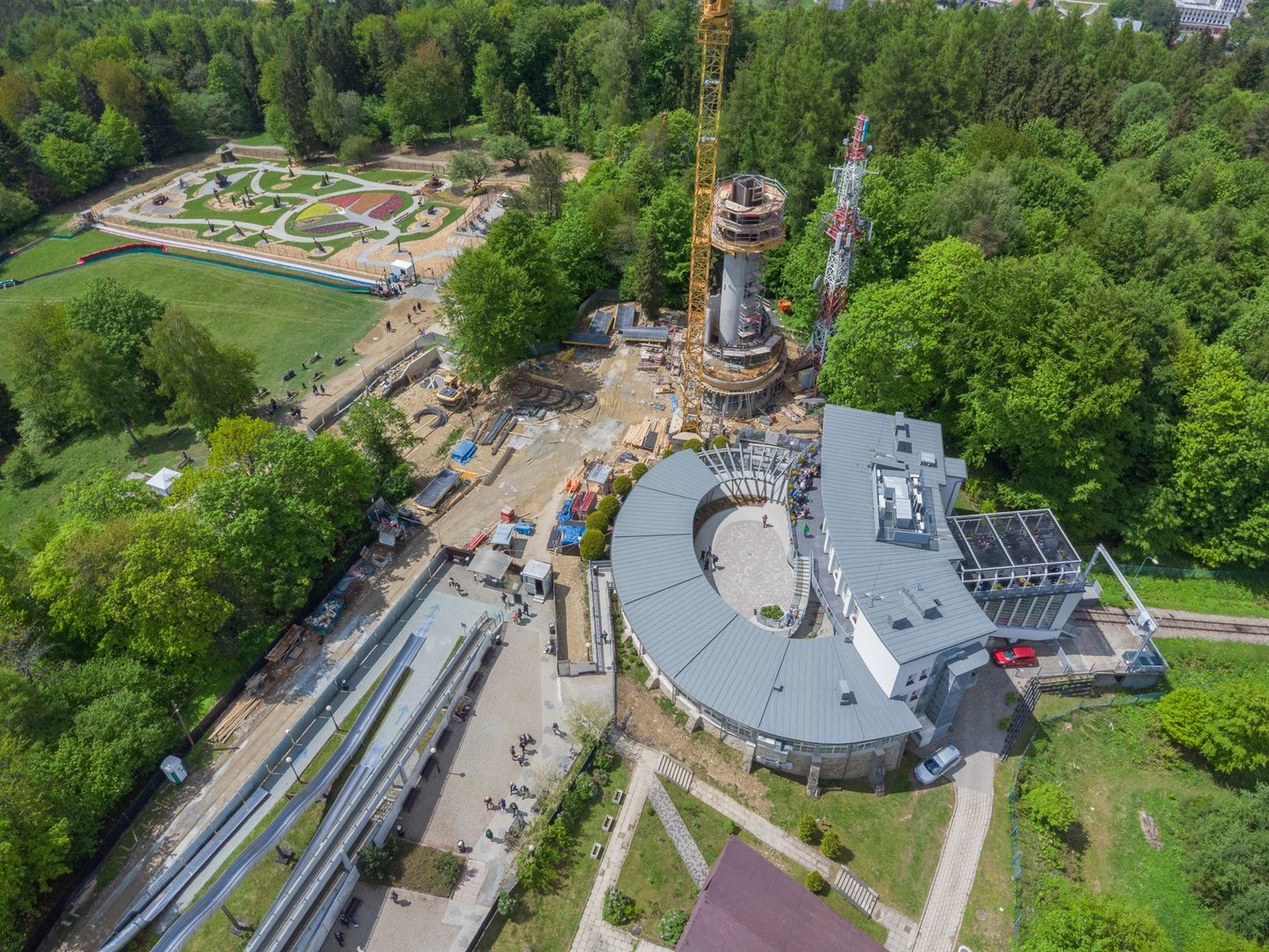Najnowsza atrakcja Krynicy-Zdroju. Polana Muzyki i Światła