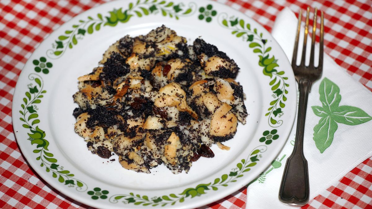 Kluski z makiem to jedno z tradycyjnych dań świątecznych.