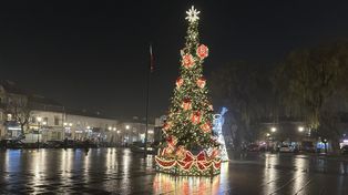 Grójec: Świąteczne iluminacje i dekoracje przed świętami gotowe