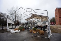 Potężne wichury w Polsce. Zerwane dachy, połamane drzewa. Straty są ogromne