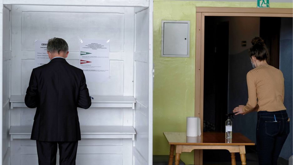 Wybory 2023. Przebieg głosowania. Tak wygląda wizyta w lokalu wyborczym