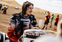 Konrad Dąbrowski na podium Rajdu Maroka