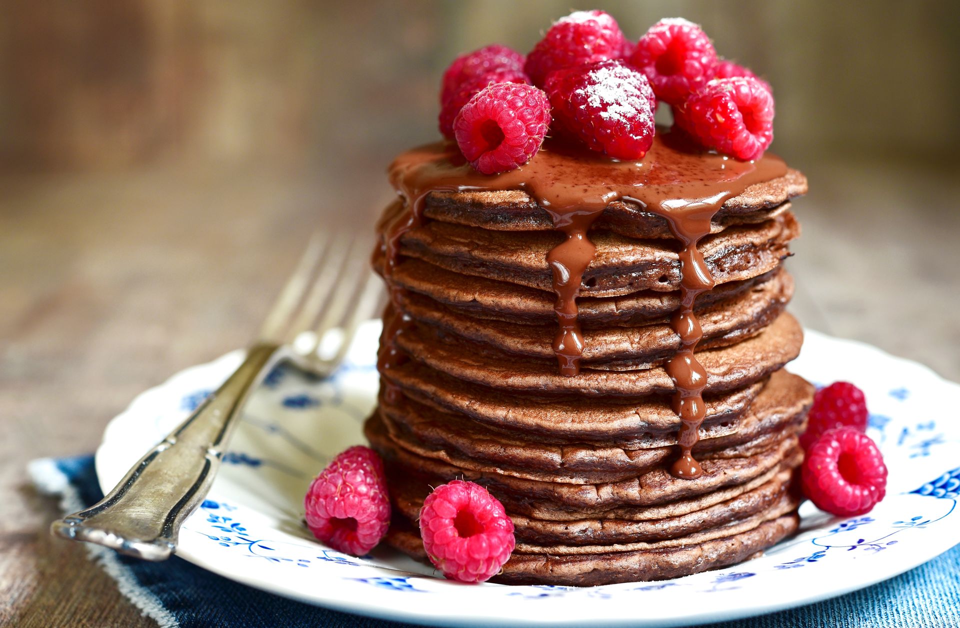 Czekoladowe placuszki, po których nie czujesz ciężkości. Idealne na lekkie śniadanie