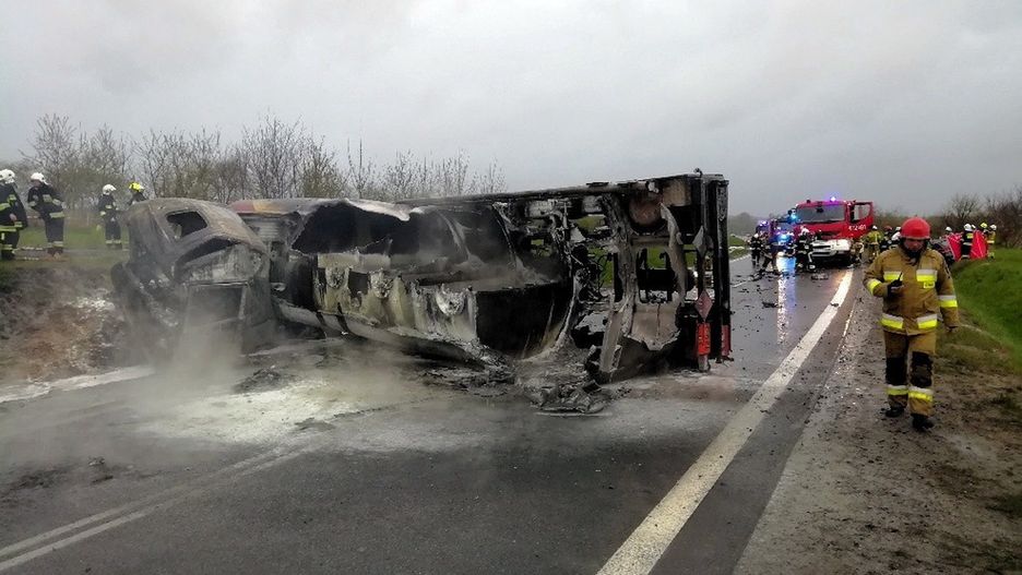 Leżajsk. Pożar cysterny z olejem. Jedna osoba nie żyje