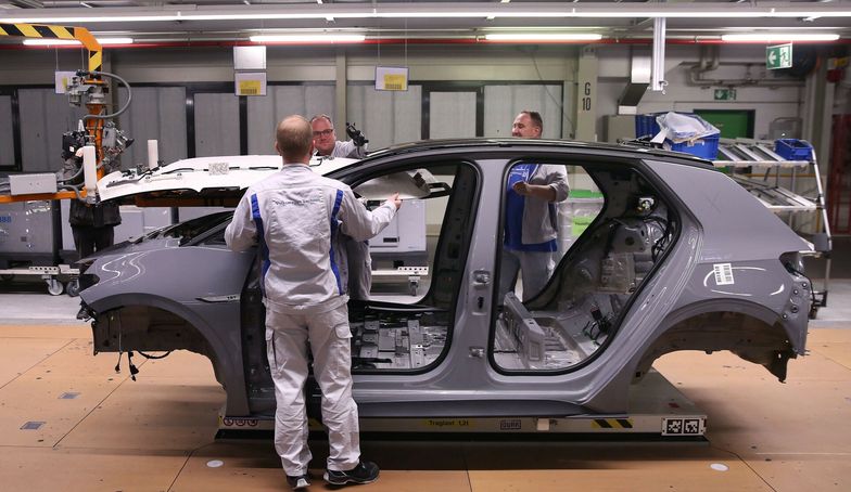 Volkswagen wstrzyma produkcję samochodów w fabryce w Dreźnie