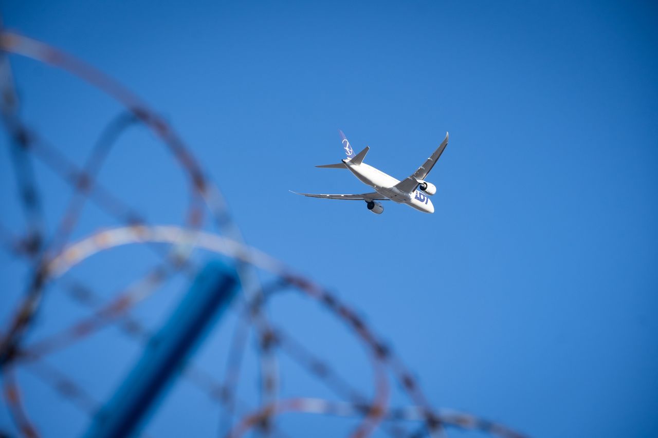 Jak znaleźć samolot na FlightRadar24? Wyjaśniamy