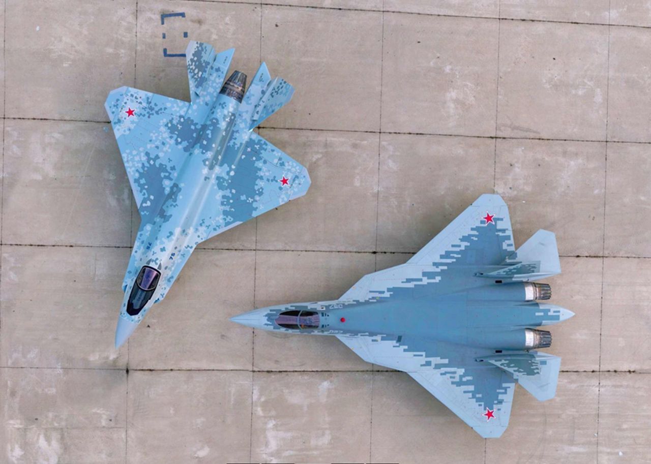 Su-57 and mockup of Su-75