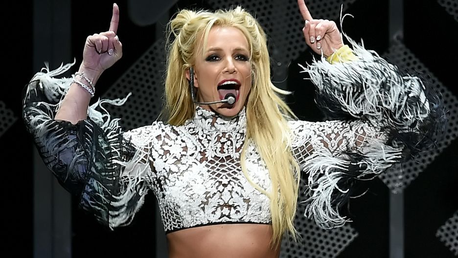 Britney Spears zamieściła zdjęcia topless
